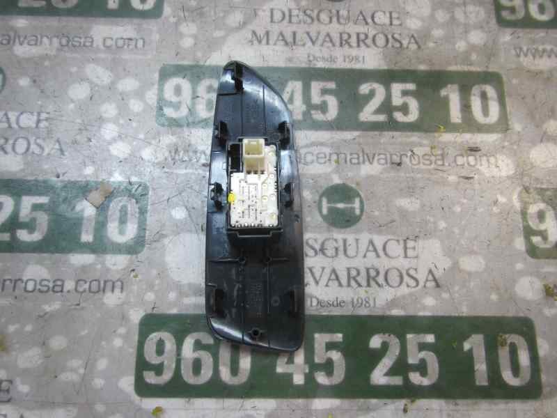 Recambio de mando elevalunas delantero derecho para toyota auris 1.4 turbodiesel cat referencia OEM IAM 8481002130 7423102530 