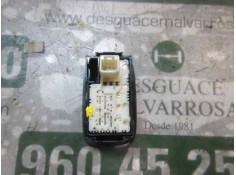 Recambio de mando elevalunas trasero derecho para toyota auris 1.4 turbodiesel cat referencia OEM IAM 8465602060B0   2