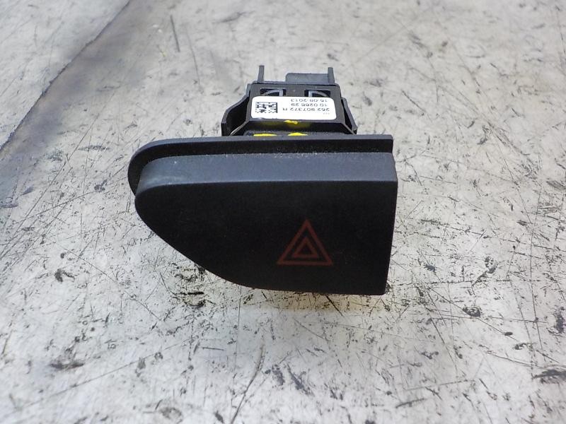 Recambio de warning para dacia duster 1.5 dci diesel fap cat referencia OEM IAM 252907372R 252907372R 