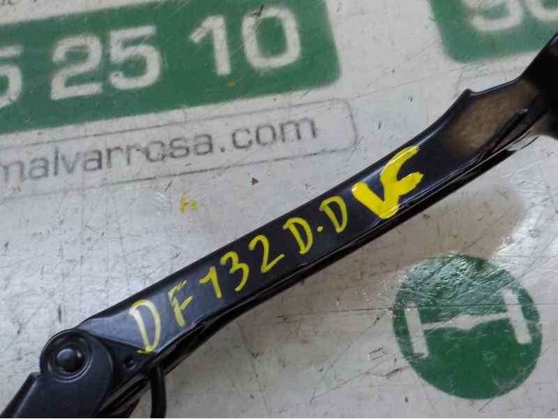 Recambio de brazo limpia delantero derecho para toyota rav4 hybrid fwd referencia OEM IAM 8521142210  