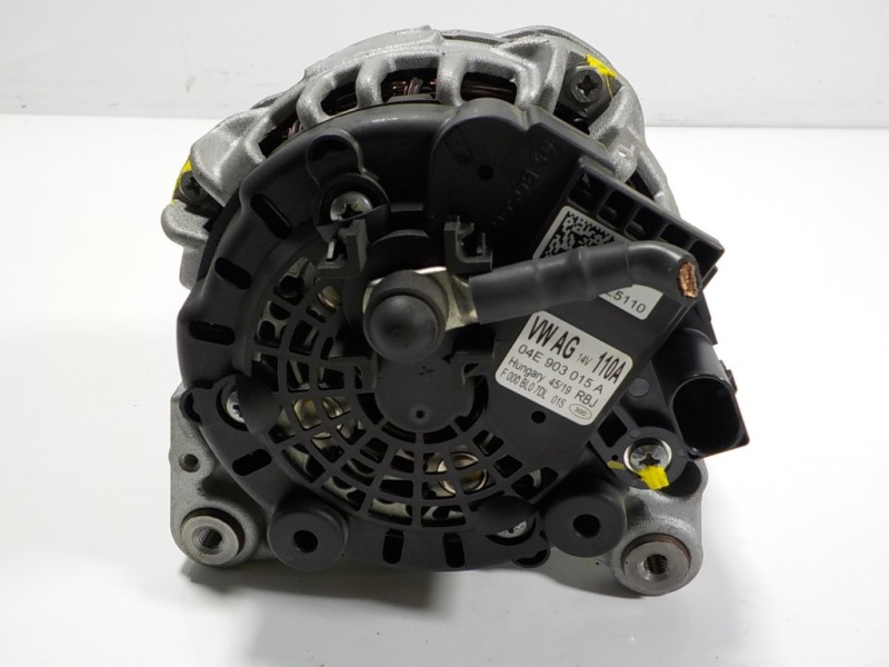 Recambio de alternador para audi a1 sportback (gba) 1.0 tfsi referencia OEM IAM 04E903015A 04E903015A 