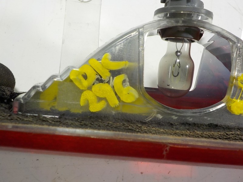 Recambio de piloto trasero central para nissan cube (z12) 1.6 16v cat referencia OEM IAM 265901FA0A  