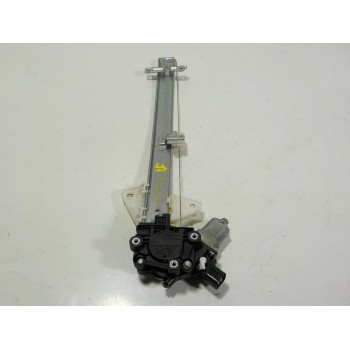 ELEVALUNAS DELANTERO IZQUIERDO 61041FJ011 CM012560 