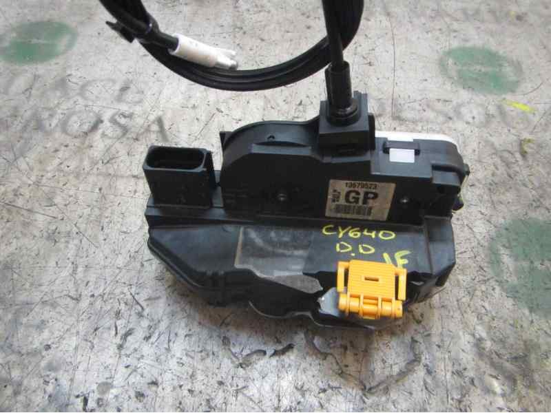 Recambio de cerradura puerta delantera derecha para opel insignia berlina excellence referencia OEM IAM 13503802  