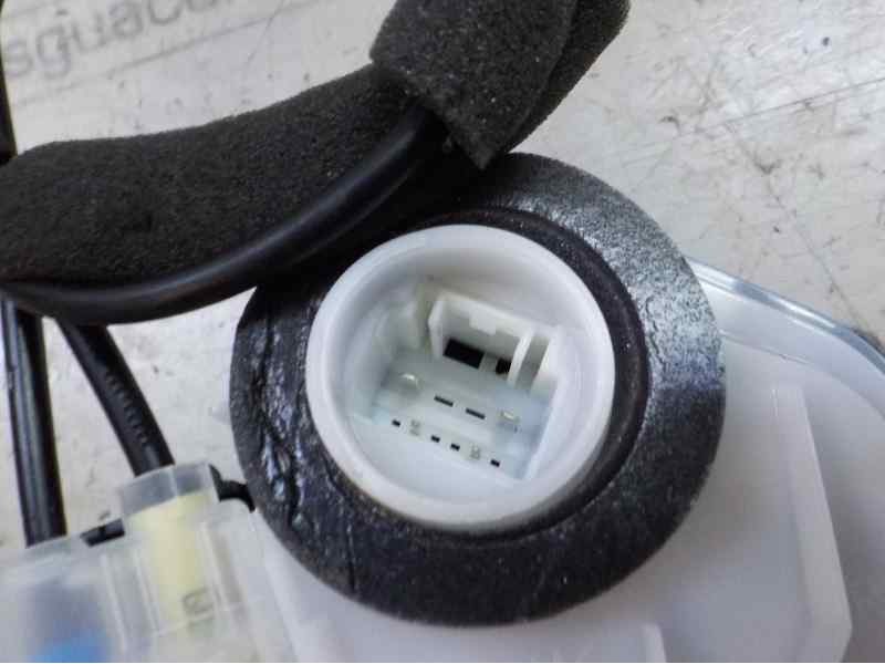 Recambio de cerradura puerta trasera derecha para toyota rav4 hybrid fwd referencia OEM IAM 6905048060 00118053 00118053