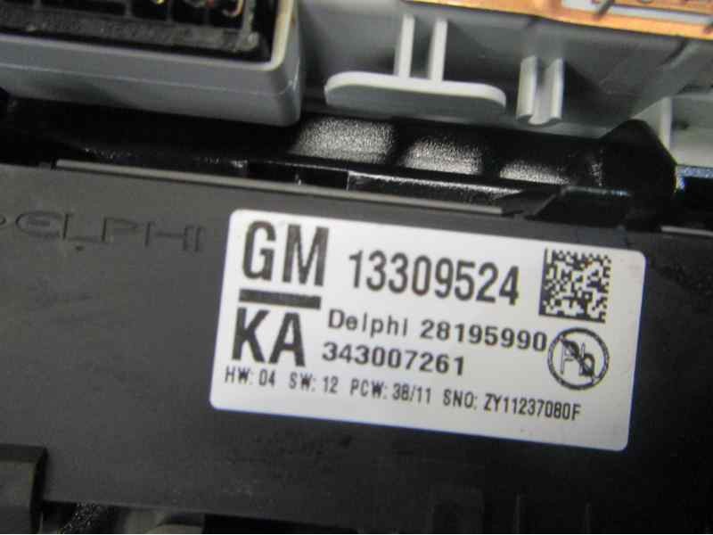 Recambio de piloto interior para opel insignia berlina edition referencia OEM IAM 22774321  