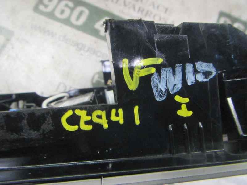 Recambio de piloto interior para opel insignia berlina edition referencia OEM IAM 22774321  