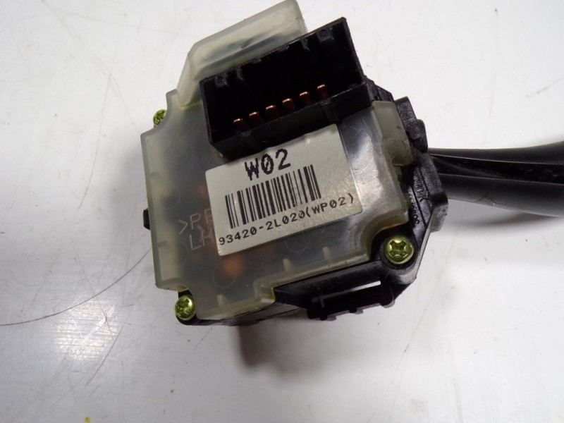 Recambio de mando limpia para hyundai i30 1.6 crdi cat referencia OEM IAM 934202L020 934202L020 