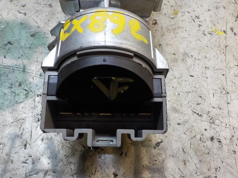 Recambio de antirrobo para ford focus lim. (cb4) 1.6 tdci cat referencia OEM IAM 1681167 3M513F880AD 