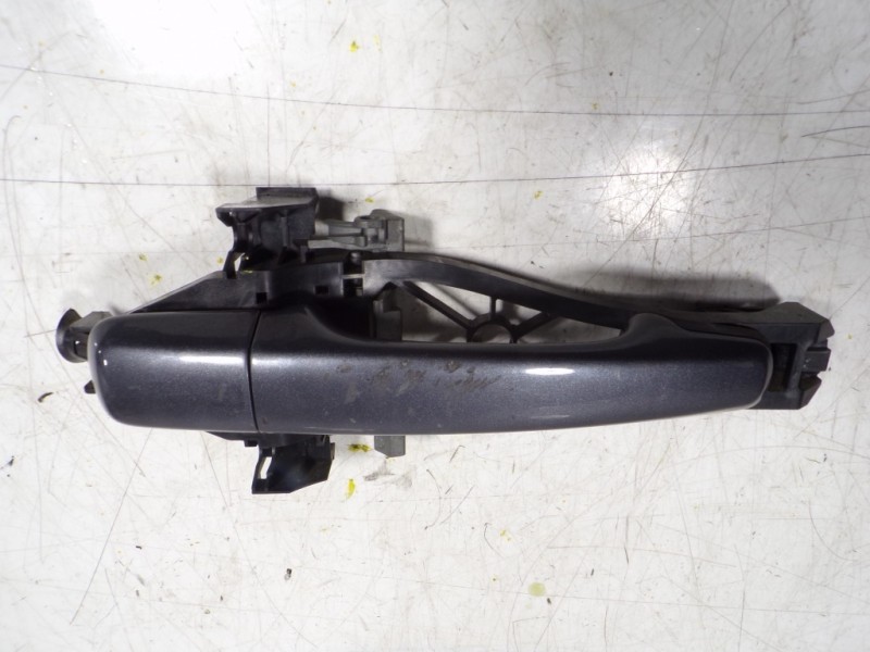 Recambio de maneta exterior delantera derecha para volvo c30 1.6 diesel cat referencia OEM IAM 39873389  