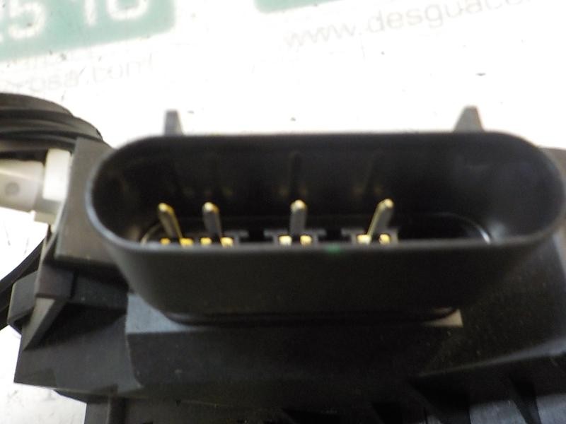 Recambio de cerradura puerta delantera derecha para ford fiesta (ccn) trend referencia OEM IAM 2048282 AM5AU21812BE 