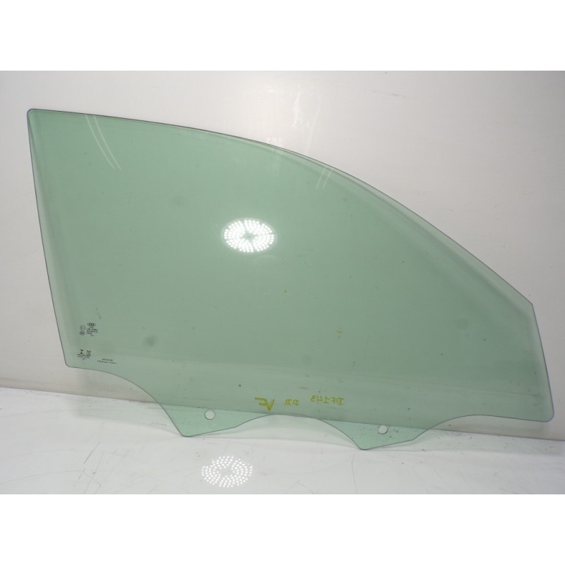 Recambio de cristal puerta delantero derecho para audi a1 sportback (gba) 1.0 tfsi referencia OEM IAM 82G845202  