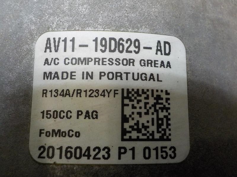 Recambio de compresor aire acondicionado para ford fiesta (ccn) trend referencia OEM IAM 2025777 AV1119D629AD 
