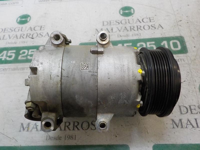 Recambio de compresor aire acondicionado para ford fiesta (ccn) trend referencia OEM IAM 2025777 AV1119D629AD 