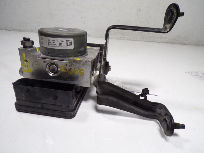 Recambio de abs para ford mustang 2.3 ecoboost cat referencia OEM IAM 2068638 28515585233 