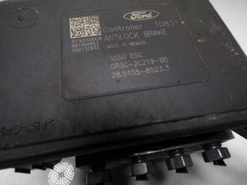 Recambio de abs para ford mustang 2.3 ecoboost cat referencia OEM IAM 2068638 28515585233 