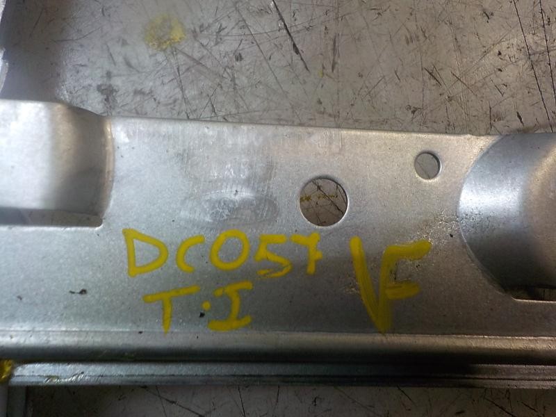 Recambio de elevalunas trasero izquierdo para ford fiesta (ccn) trend referencia OEM IAM 2041182 8A61A27001AR 