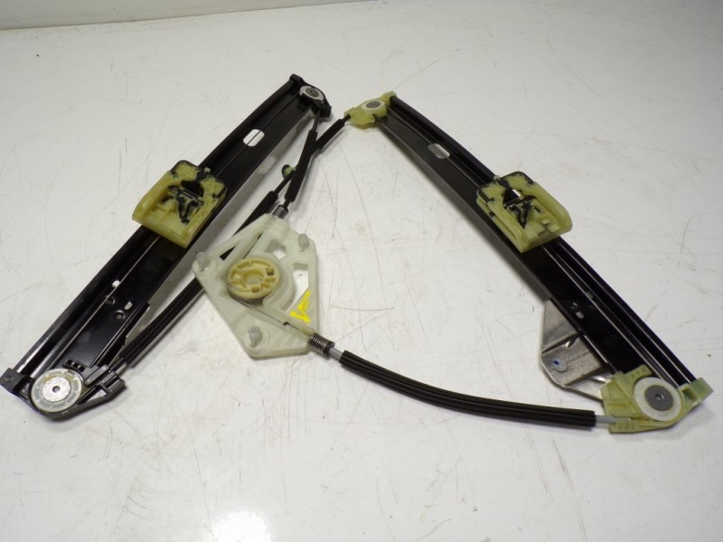 Recambio de elevalunas delantero derecho para audi a1 sportback (gba) 1.0 tfsi referencia OEM IAM  82G837462 