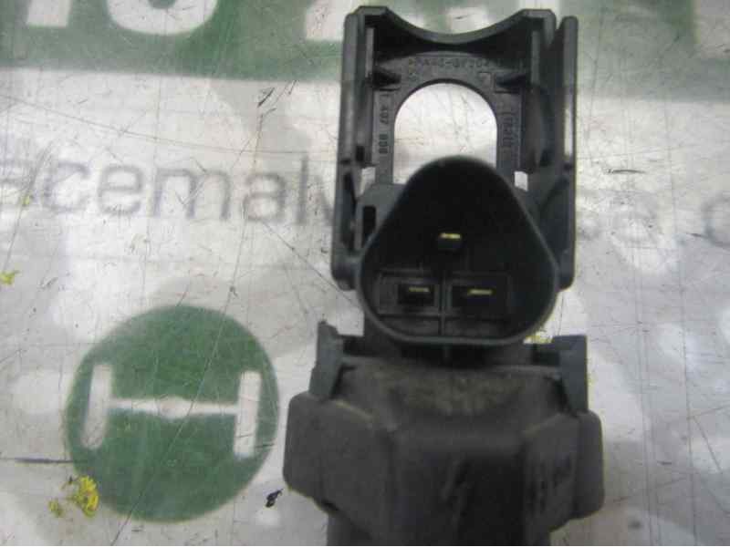 Recambio de bobina para peugeot 207 1.4 16v vti referencia OEM IAM 597064  