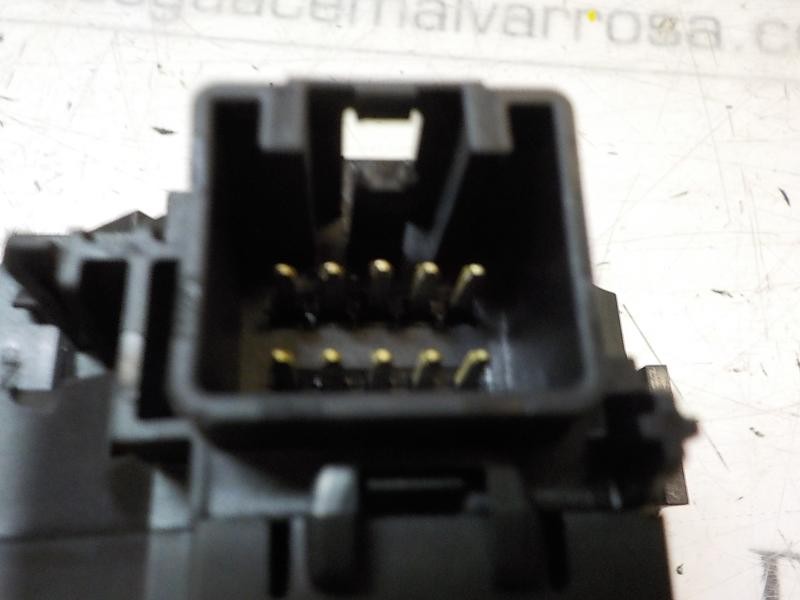 Recambio de mando limpia para ford fiesta (ccn) trend referencia OEM IAM 1537625 8A6T17A553AC 