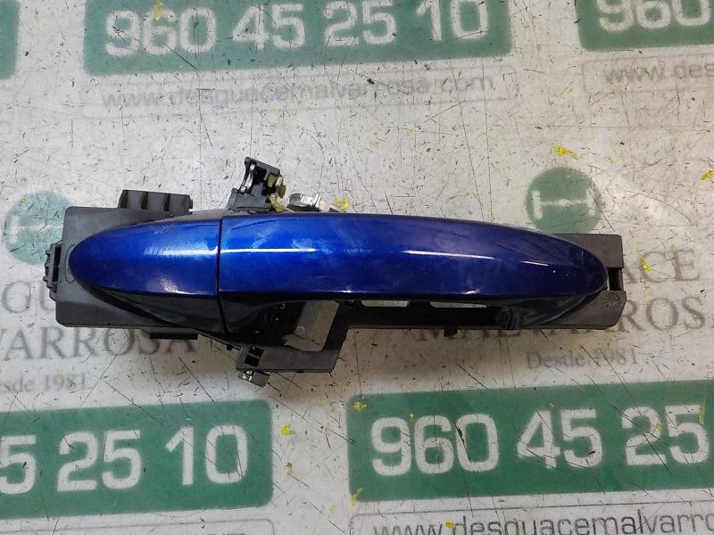 Recambio de maneta exterior delantera derecha para ford fiesta (ccn) trend referencia OEM IAM 1788863  