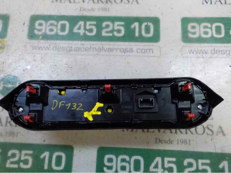 Recambio de mando climatizador para toyota rav4 hybrid fwd referencia OEM IAM 5590042580 5590042580 6084Q01