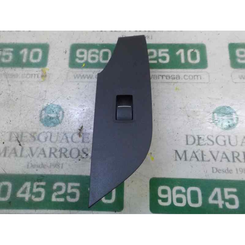 Recambio de mando elevalunas delantero derecho para toyota rav4 hybrid fwd referencia OEM IAM 8481012110 3361Q01 3361Q01