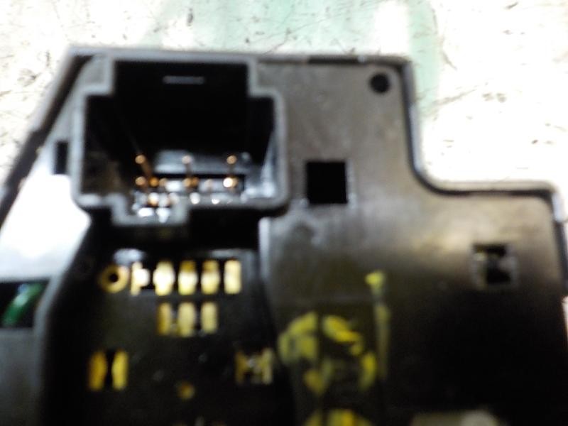 Recambio de mando intermitentes para ford focus lim. (cb4) 1.6 tdci cat referencia OEM IAM 1362588  