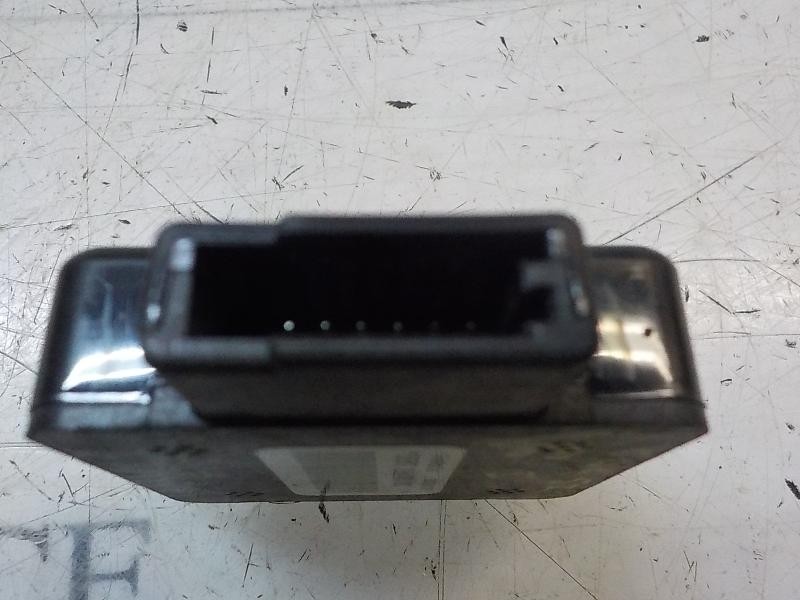 Recambio de modulo electronico para ford fiesta (ccn) trend referencia OEM IAM 1945263 DE8T19H463DC 