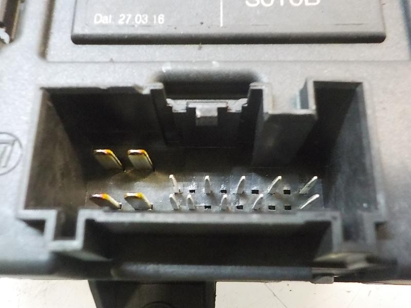 Recambio de modulo electronico para ford fiesta (ccn) trend referencia OEM IAM 2036965 CV1T14B531AG 