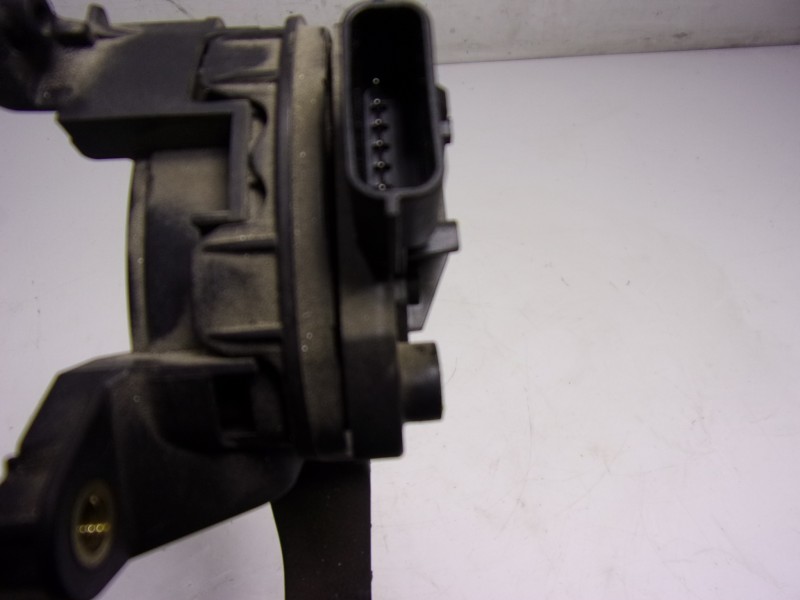 Recambio de potenciometro pedal para renault clio iv 1.5 dci diesel fap referencia OEM IAM  180029347R 
