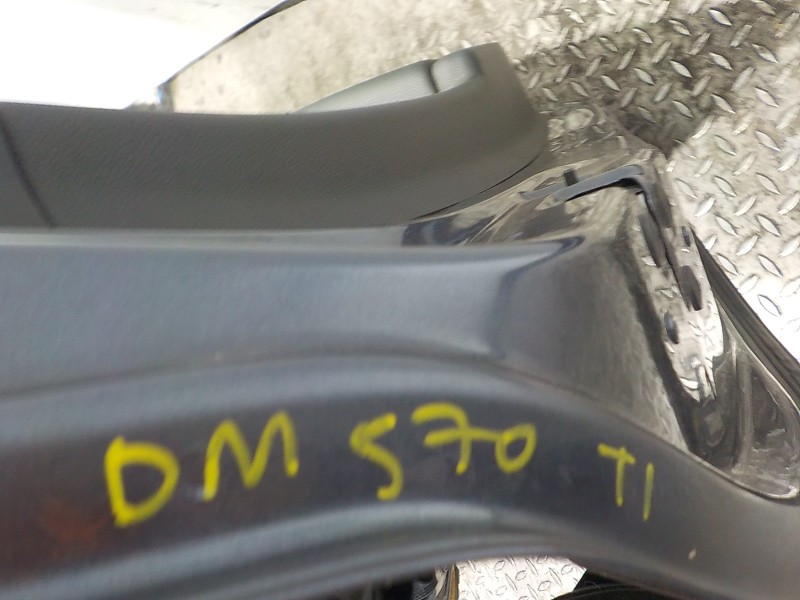 Recambio de puerta trasera izquierda para renault clio iv 1.5 dci diesel fap referencia OEM IAM   