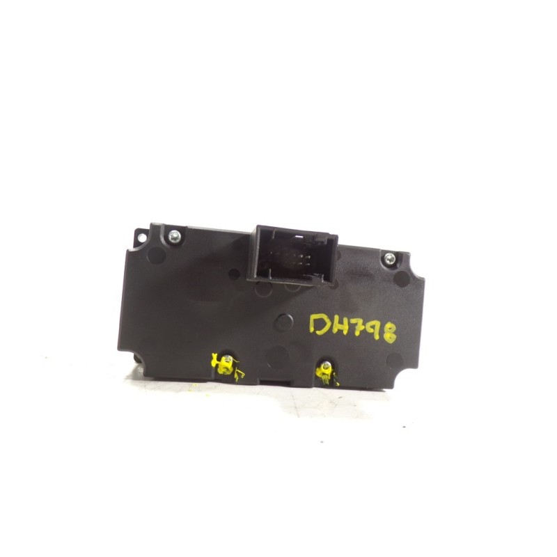 Recambio de mando luces para bmw serie 5 berlina (e60) 2.5 24v turbodiesel cat referencia OEM IAM 61316925251  