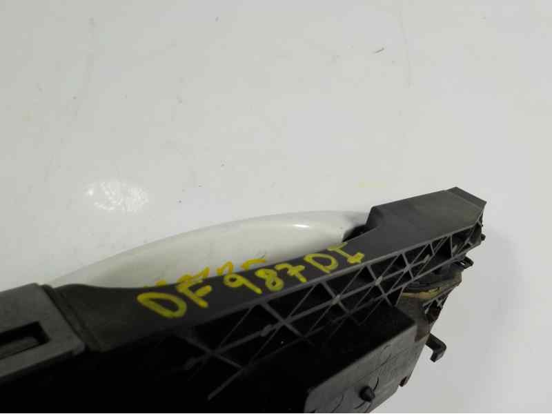 Recambio de maneta exterior delantera izquierda para audi a1 (8xk) 1.6 tdi referencia OEM IAM 8T0837205AGRU  