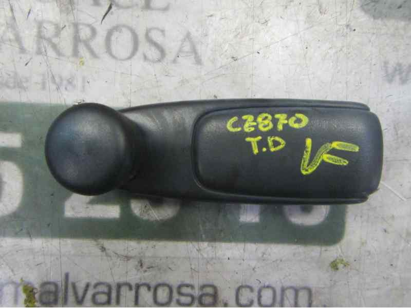 Recambio de maneta elevalunas trasera derecha para peugeot 207 1.4 16v vti referencia OEM IAM 9240F4  