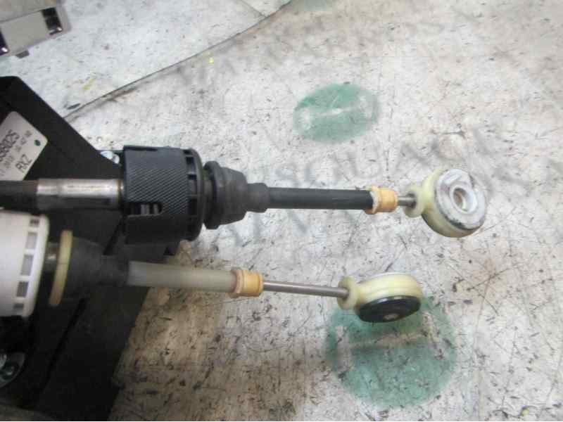 Recambio de palanca cambio para opel insignia berlina excellence referencia OEM IAM 55598025  