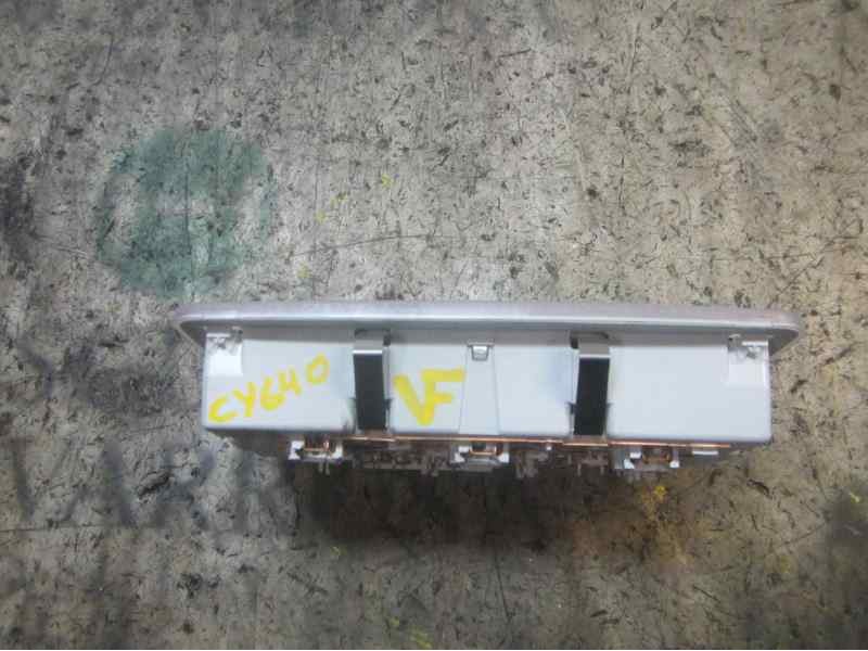 Recambio de piloto interior para opel insignia berlina excellence referencia OEM IAM 22774326  