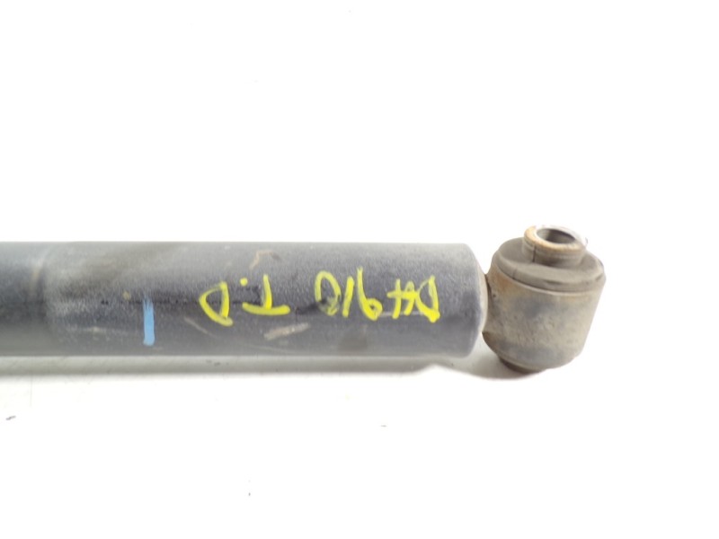 Recambio de amortiguador trasero derecho para peugeot 308 1.6 16v hdi referencia OEM IAM   