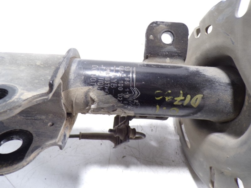 Recambio de amortiguador delantero izquierdo para peugeot 308 active referencia OEM IAM 1612744880 9808611980 