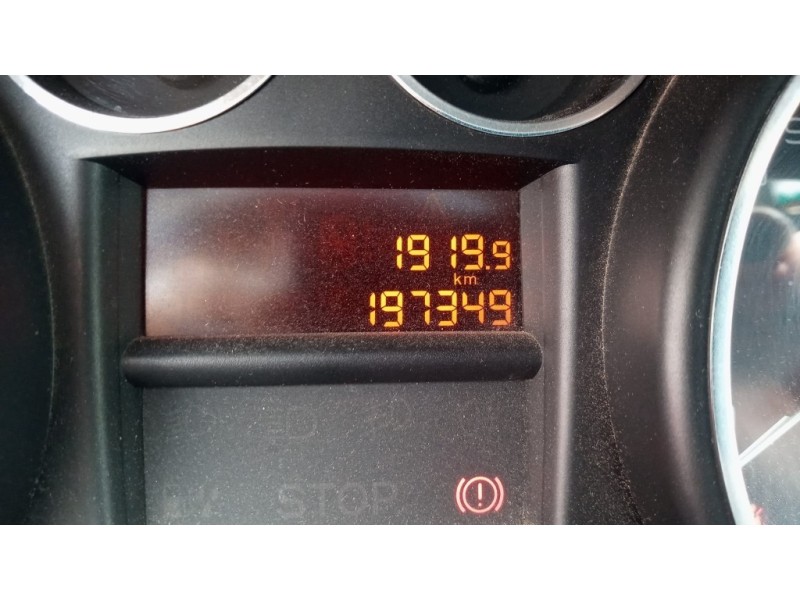 Recambio de cuadro instrumentos para peugeot 308 1.6 16v hdi referencia OEM IAM  9665107480 