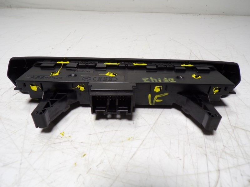 Recambio de warning para audi a1 sportback (gba) 1.0 tfsi referencia OEM IAM 82A925301AE 82A925301AE 82A925301AA