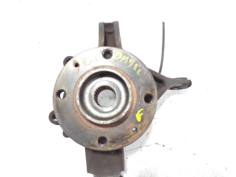 Recambio de mangueta delantera izquierda para peugeot 308 1.6 16v hdi referencia OEM IAM   