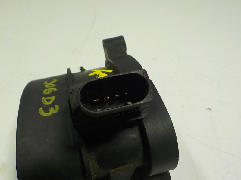 Recambio de caudalimetro para bmw serie 5 berlina (e60) 530d referencia OEM IAM  136277887440 
