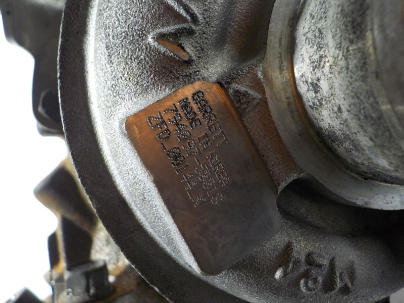 Recambio de turbocompresor para hyundai i40 style referencia OEM IAM  79409750016 