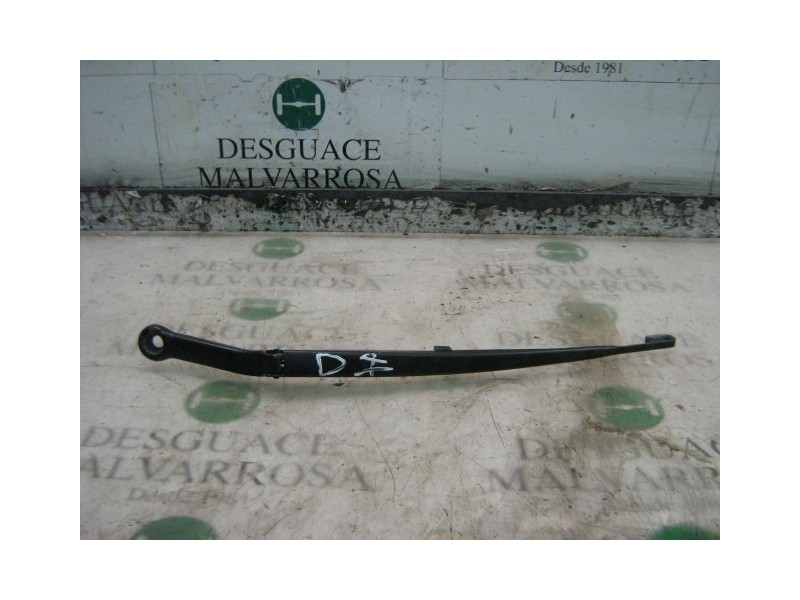 Recambio de brazo limpia delantero izquierdo para bmw serie 3 berlina (e46) 320d referencia OEM IAM   