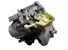 Recambio de caja cambios para peugeot 208 1.6 blue-hdi fap referencia OEM IAM 1617008980 20ET47  2