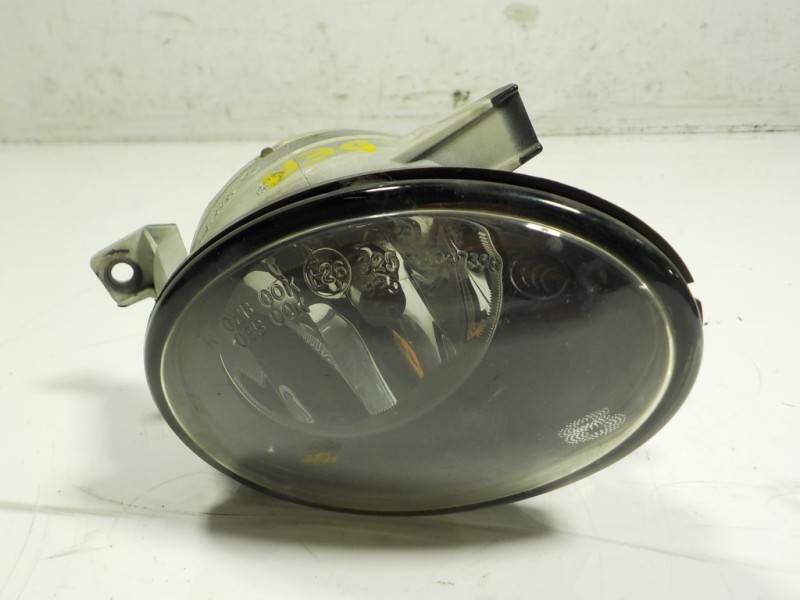 Recambio de faro antiniebla derecho para volkswagen caddy furgón/kombi 2.0 tdi referencia OEM IAM   