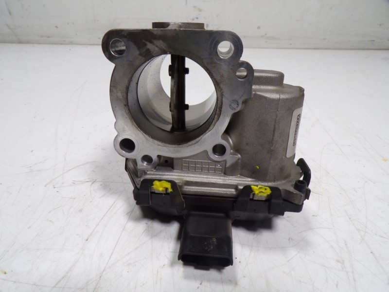 Recambio de caja mariposa para peugeot 208 1.6 blue-hdi fap referencia OEM IAM 9830301180 980723858002 