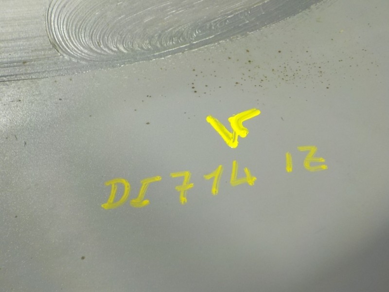 Recambio de aleta delantera izquierda para renault latitude 2.0 dci diesel fap referencia OEM IAM 631016122R  