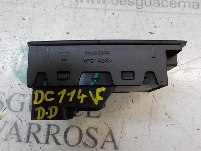 Recambio de mando elevalunas delantero derecho para opel insignia berlina 2.0 16v cdti referencia OEM IAM   